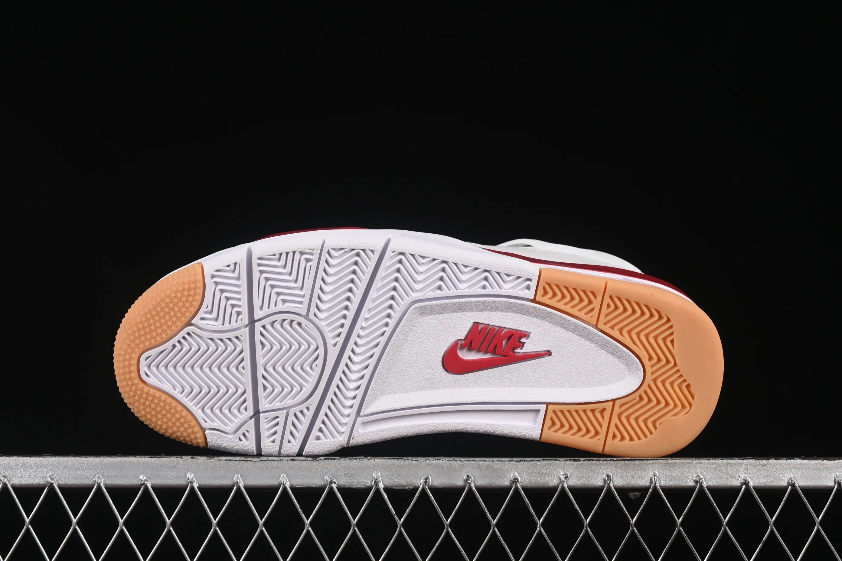 All categories Air Jordan Jordan series basketball shoes Air Jordan 4 GX foreign trade version Nike SB x Air Jordan 4 OG "Varsity Red" AJ4 Joe 4 University Red DR5415-106